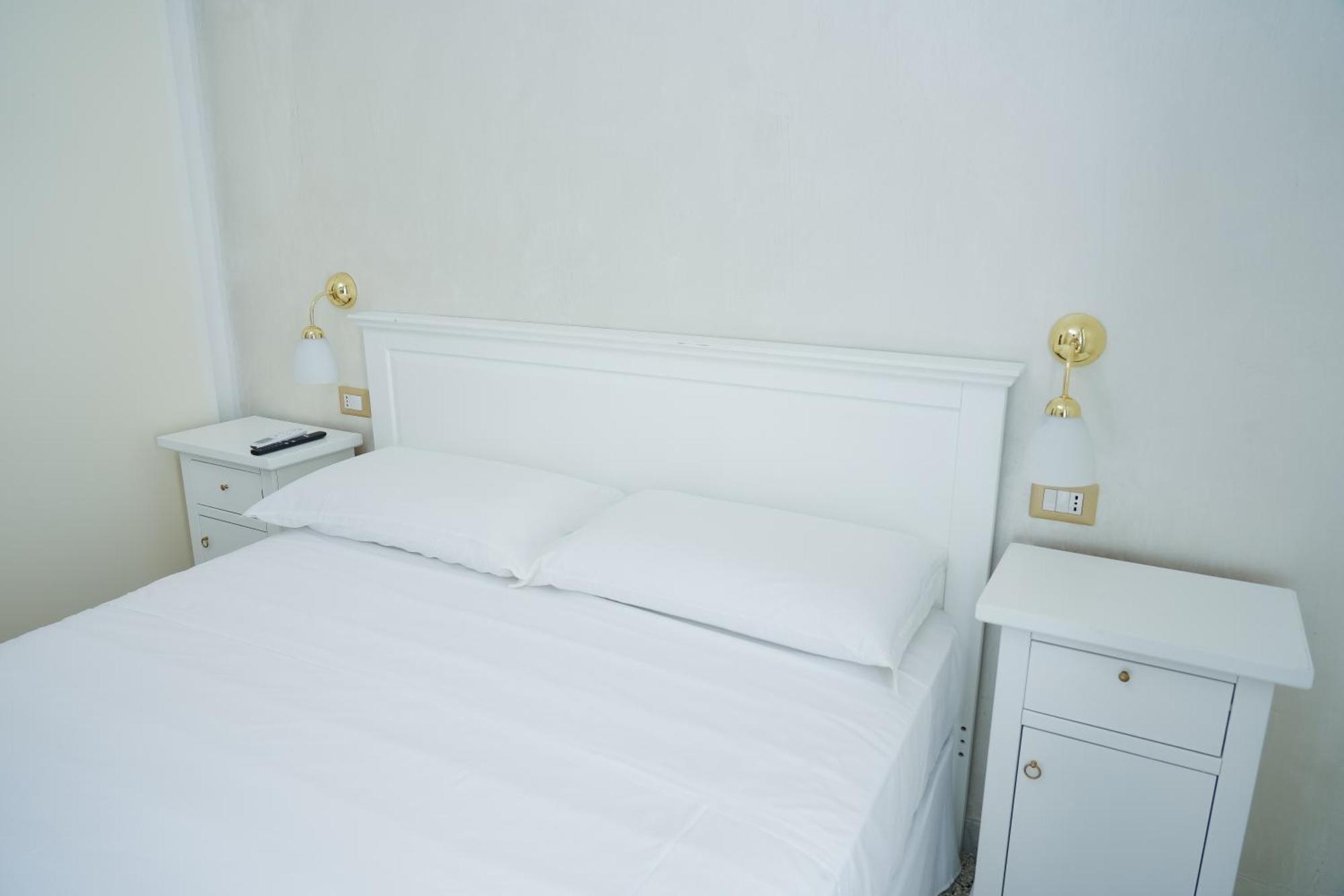 La Casa In Centro Otel Salerno Dış mekan fotoğraf